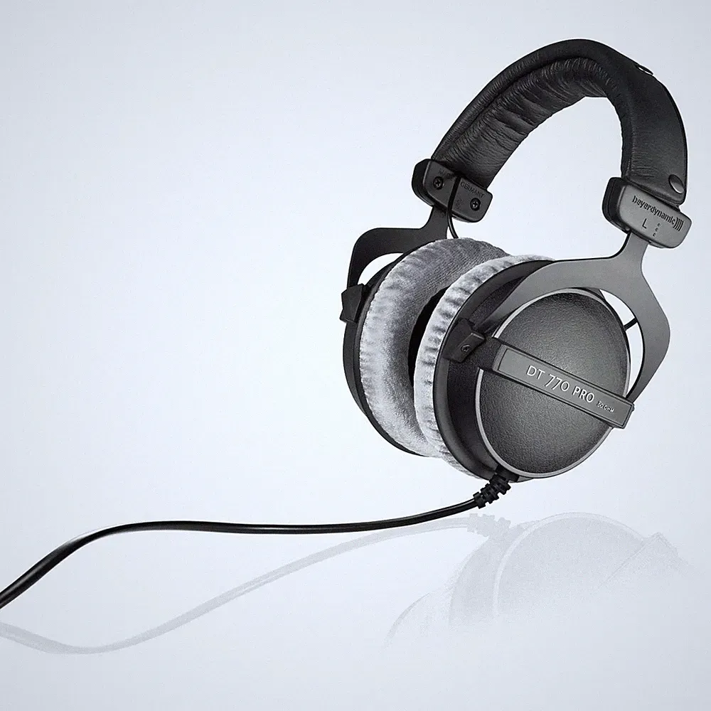 NEU: Beyerdynamic DT 770 Pro 80 Ohm Kopfhörer geschlossen Studio inkl. Tasche