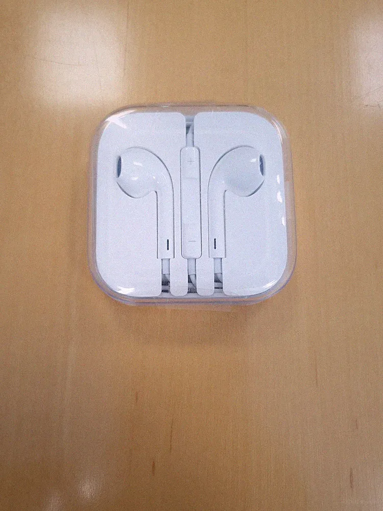 Neue Apple EarPods In-Ear-Kopfhörer, Kabelgebunden, 3,5mm Klinke, Weiß