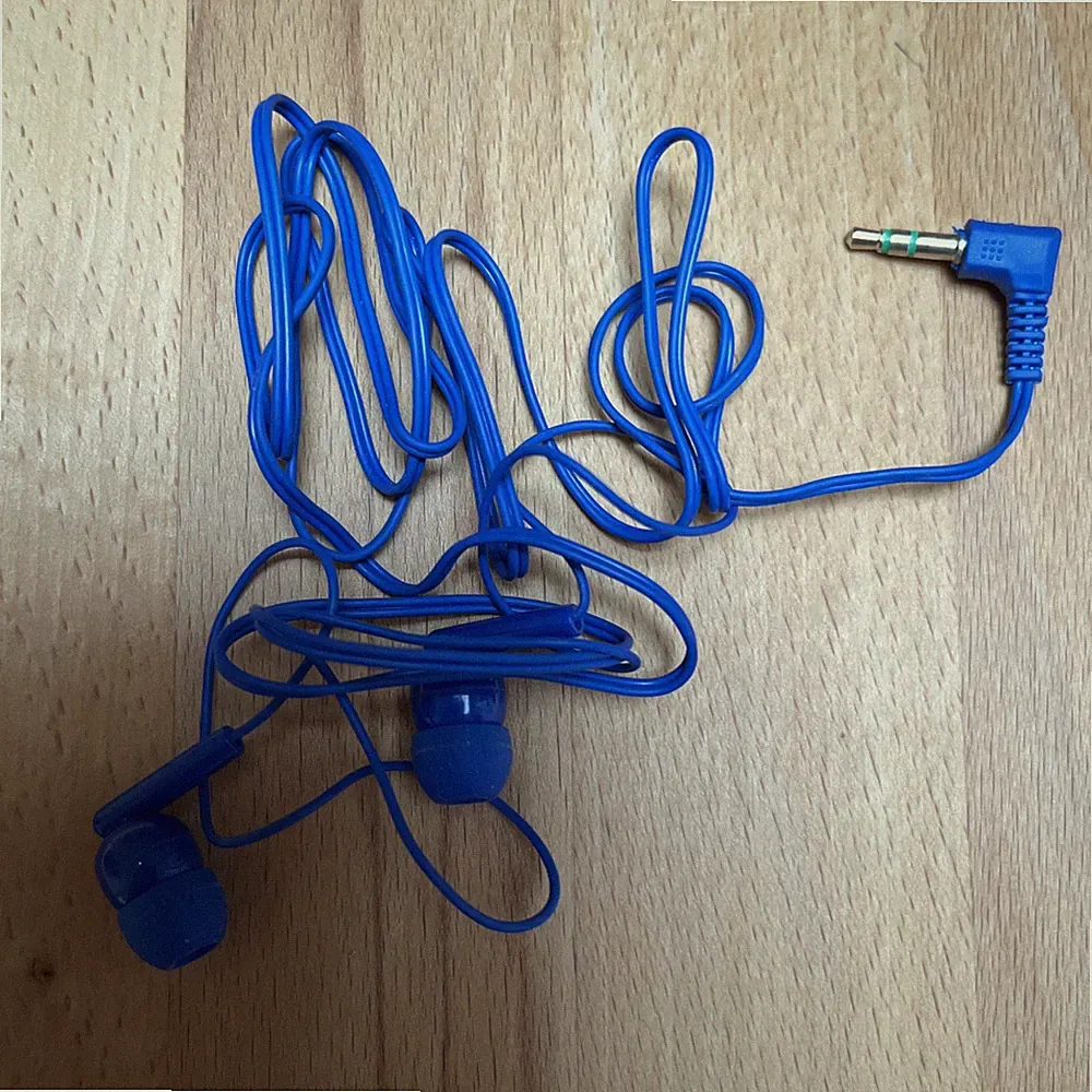 neue CityTour In-Ear-Kopfhörer, kabelgebunden 3,5mm, rot, doppelt, 32 Ohm