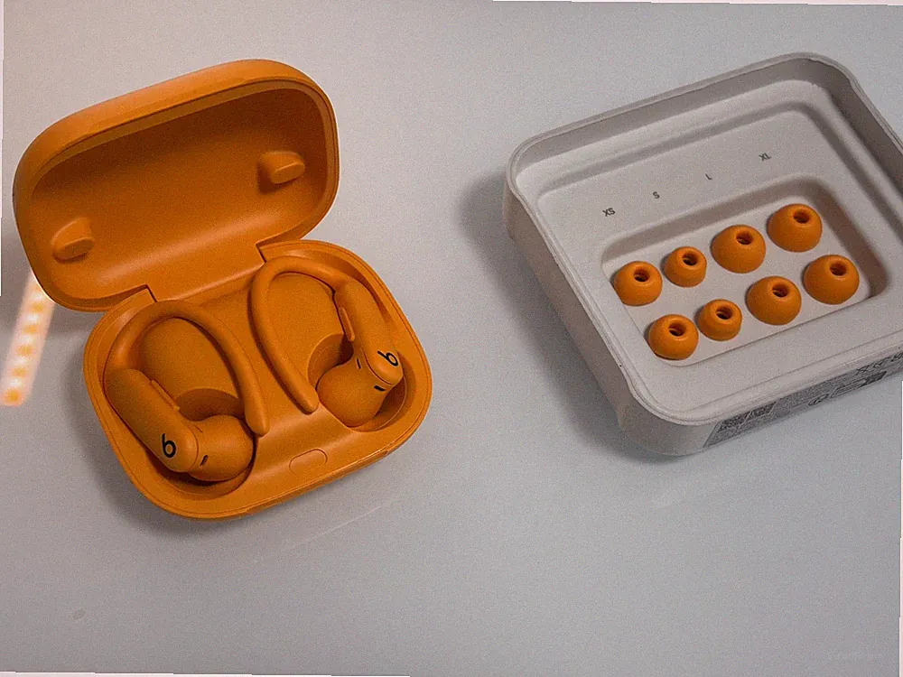 Neuwertig: Powerbeats Pro 2 / Sport Kopfhörer Orange