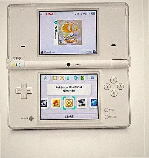 Nintendo DSi Weiß – Guter Zustand + Spiel + Displayschutz