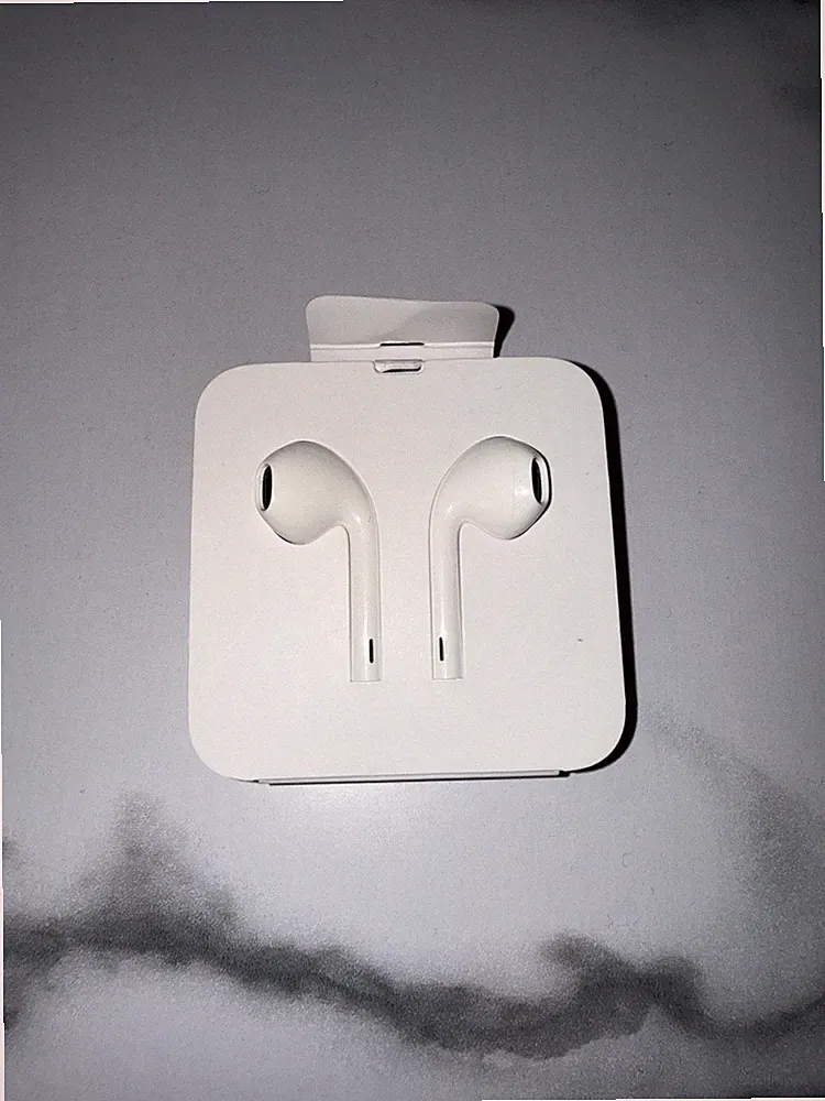 Original Apple EarPods mit Lightning Anschluss - Kabel Kopfhörer