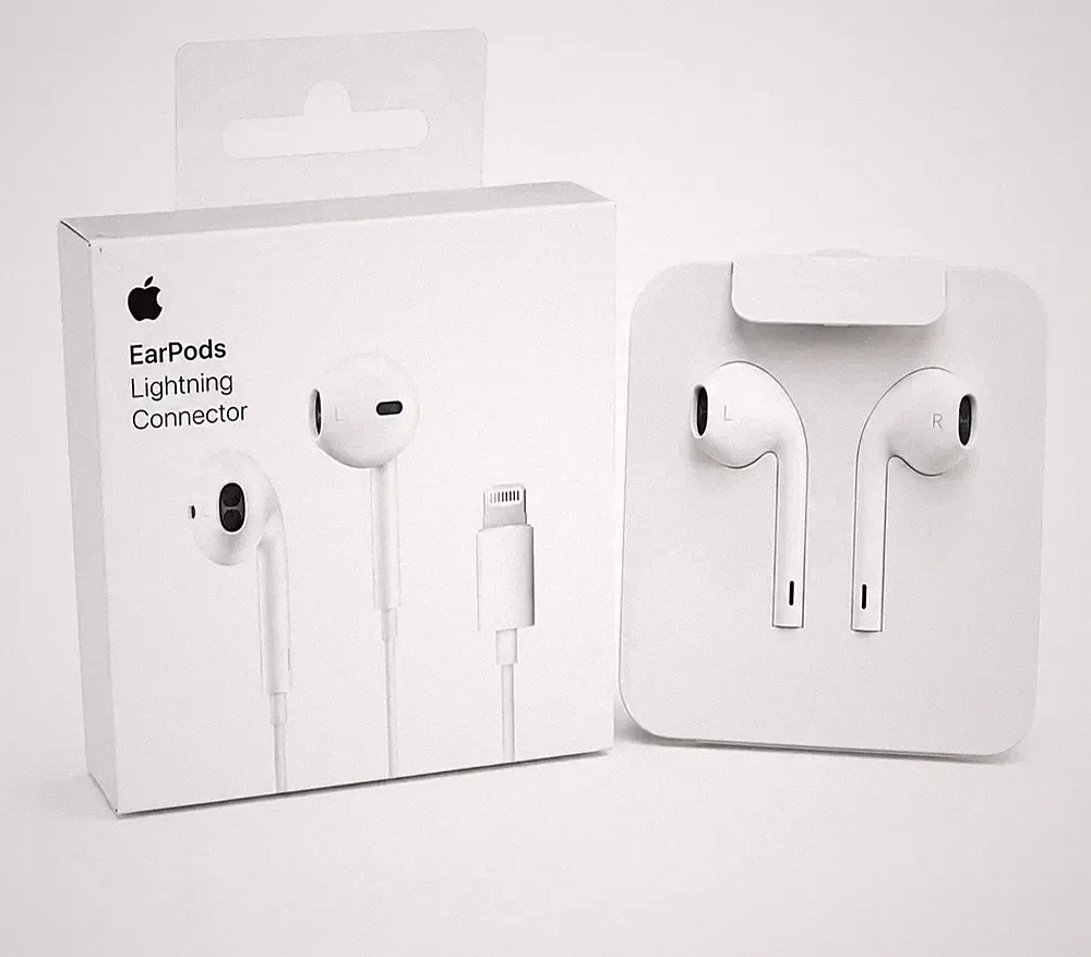 Original Apple EarPods mit USB Lightening– Weiß – Kompatibel für iPhone