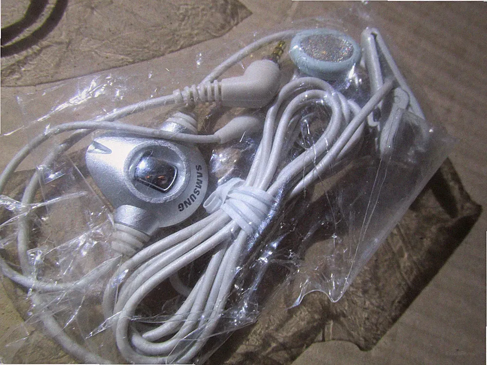Original Samsung In-Ear Stereo-Kopfhörer / Aktion H2A10K1