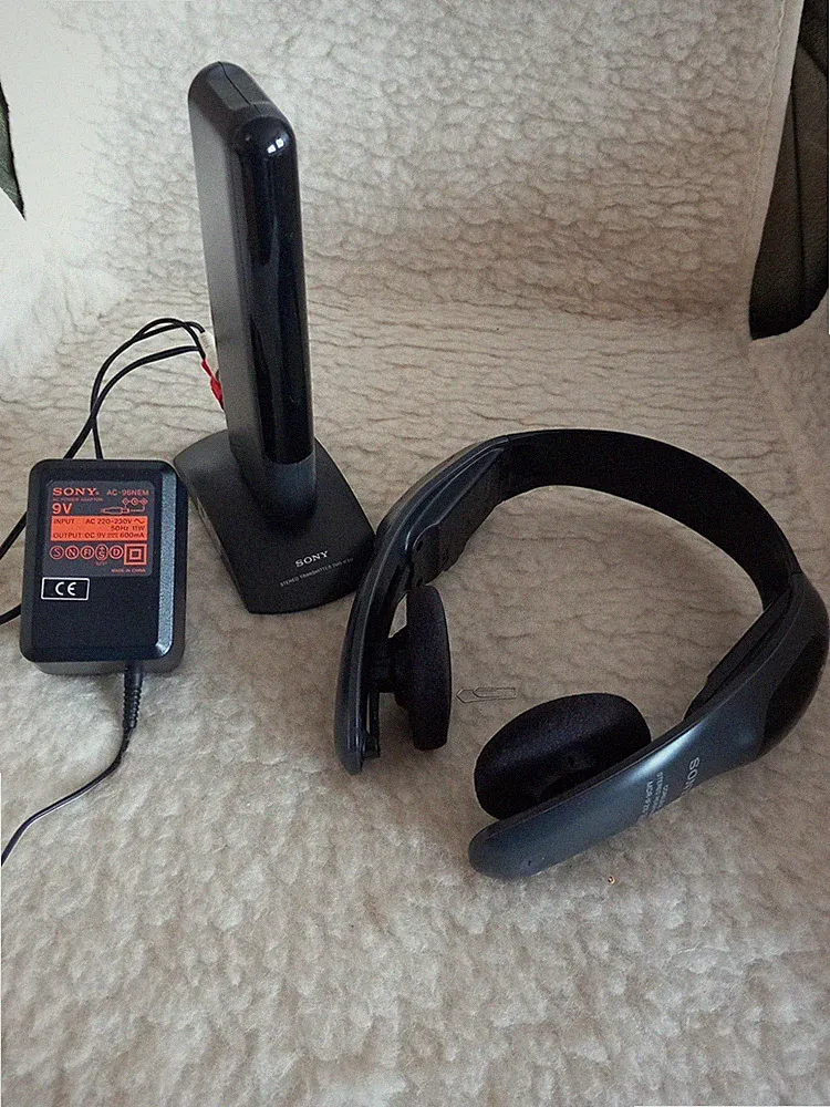 Original Sony MDR-IF 210 Kabelloses Infrarot Kopfhörer-System -Komplettset