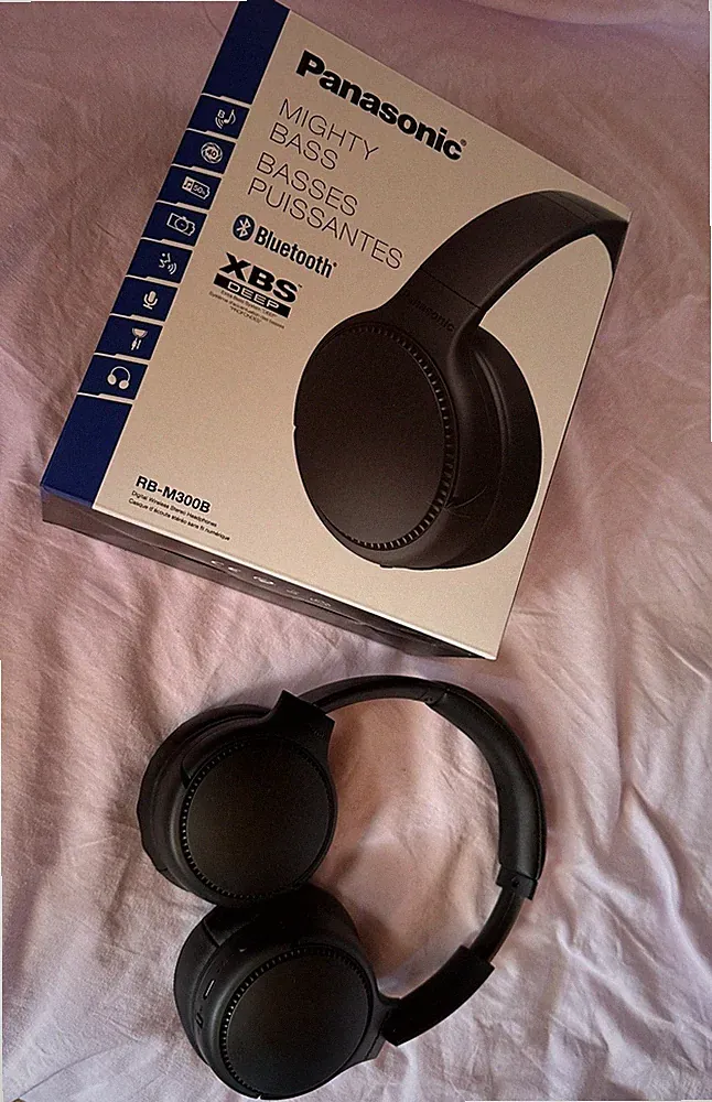 Panasonic RB-M300BE-K Bluetooth Over-Ear Kopfhörer, XBS - Extra Bass, schwarz