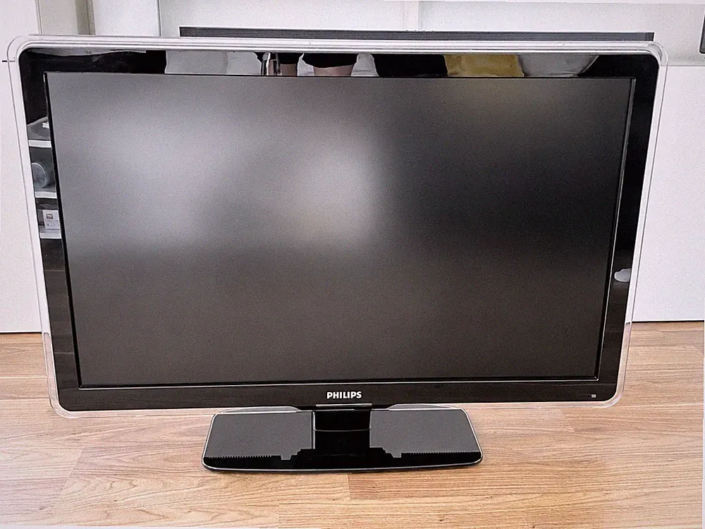 Philips Cineos 42PFL7403D/10 Fernseher 42 Zoll LCD voll funktionsfähig