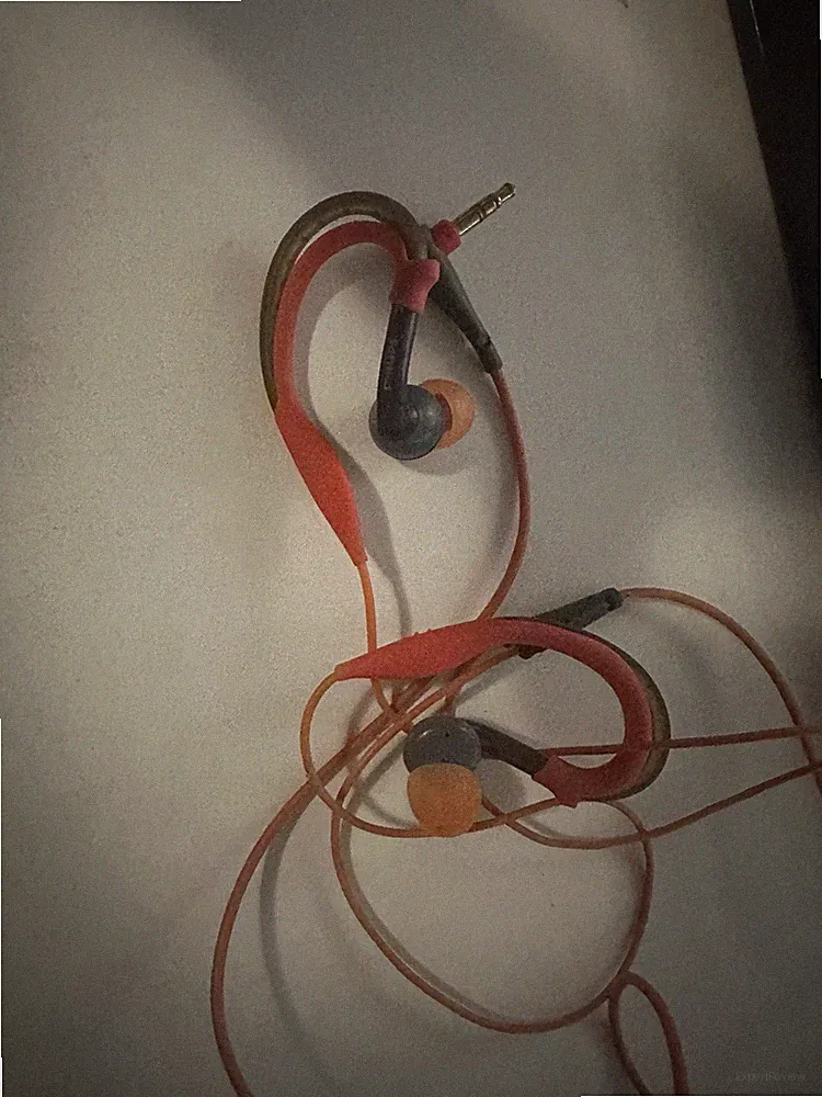 Philips Sport In-Ear Kopfhörer 3,5 mm Klinke mit Ohrbügel Rot/Schwarz