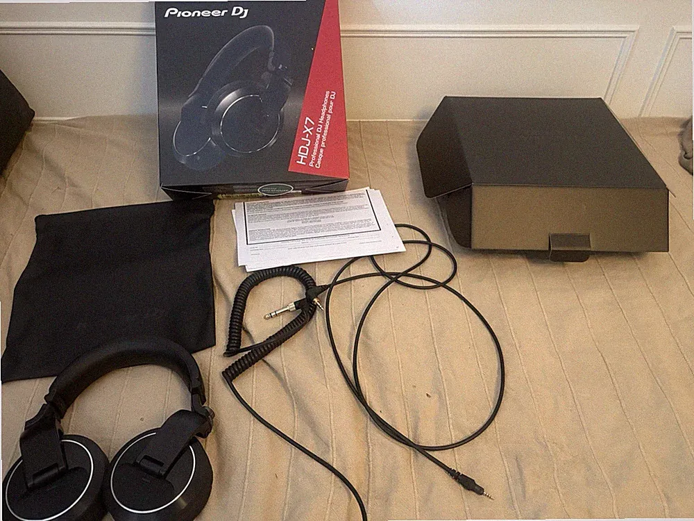 Pioneer DJ HDJ-X7 Schwarz DJ-Kopfhörer ohrumschließend. Wie Neu