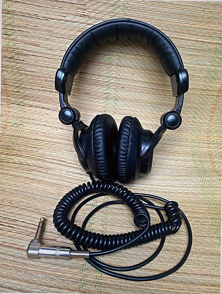 Pioneer SE-DJ5000 Over-Ear DJ-Kopfhörer schwarz Spiralkabel 6,35 mm