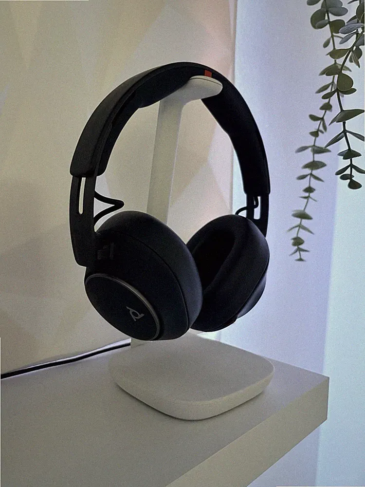poly SURROUND 85 Over-Ear Kopfhörer Bluetooth USB-C Schwarz mit Case