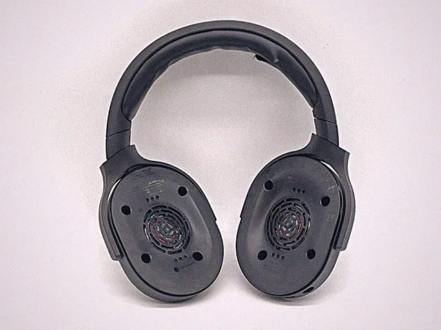 Razer Barracuda Kabelloses Gaming-Headset mit Hybrid ANC - HINWEISE BEACHTEN!
