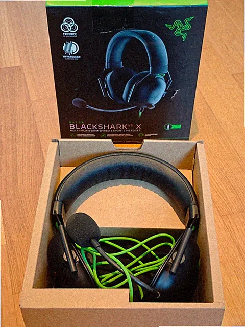 Razer BlackShark V2 X – Premium Esports Gaming Headset +++ LEICHT BESCHÄDIGT +++