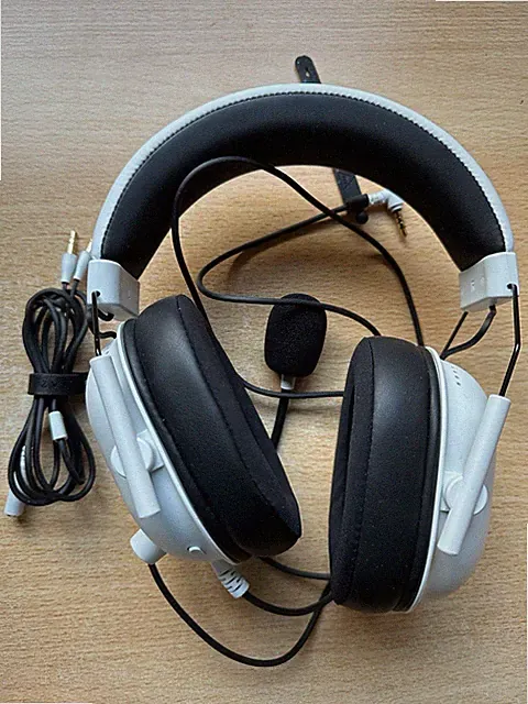 Razer Kraken X Gaming Headset – Weiß – Leicht & Bequem –7.1 Surround PC/PS4/Xbox