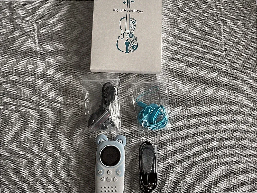 RUIZU 32GB Kinder MP3 Player Bluetooth 5.3 mit Lautsprecher & Kopfhörer wie neu