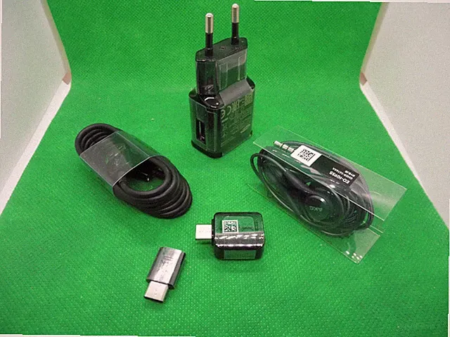 Samsung AKG Headset Kopfhörer mit 3,5 mm Rundstecker, In Ear, EO-IG955 u.evtl...