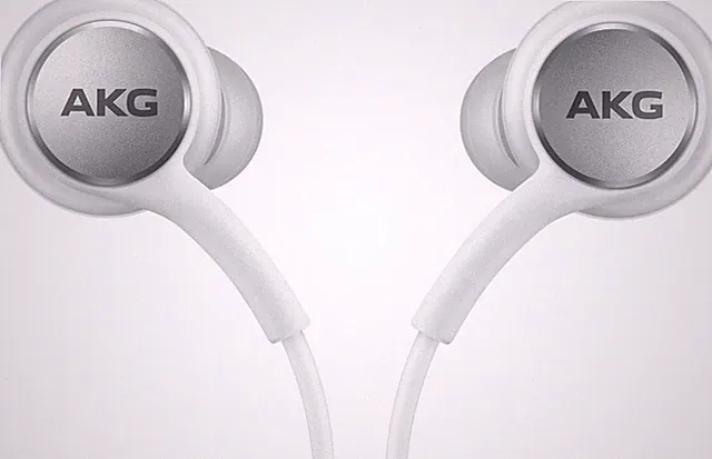 Samsung Earphones USB Type-C EO-IC100, Sound by AKG, White "wie neu"