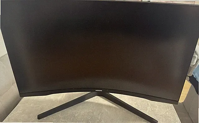 Samsung Odyssey G5 C32G54TQWR 32" Curved Gaming Monitor 2560x1440 144Hz FreeSync