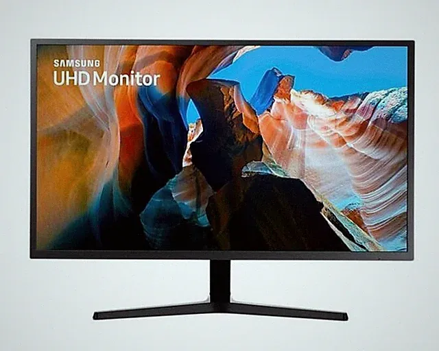 Samsung U32J590UQP Monitor 80,1cm (32 Zoll)