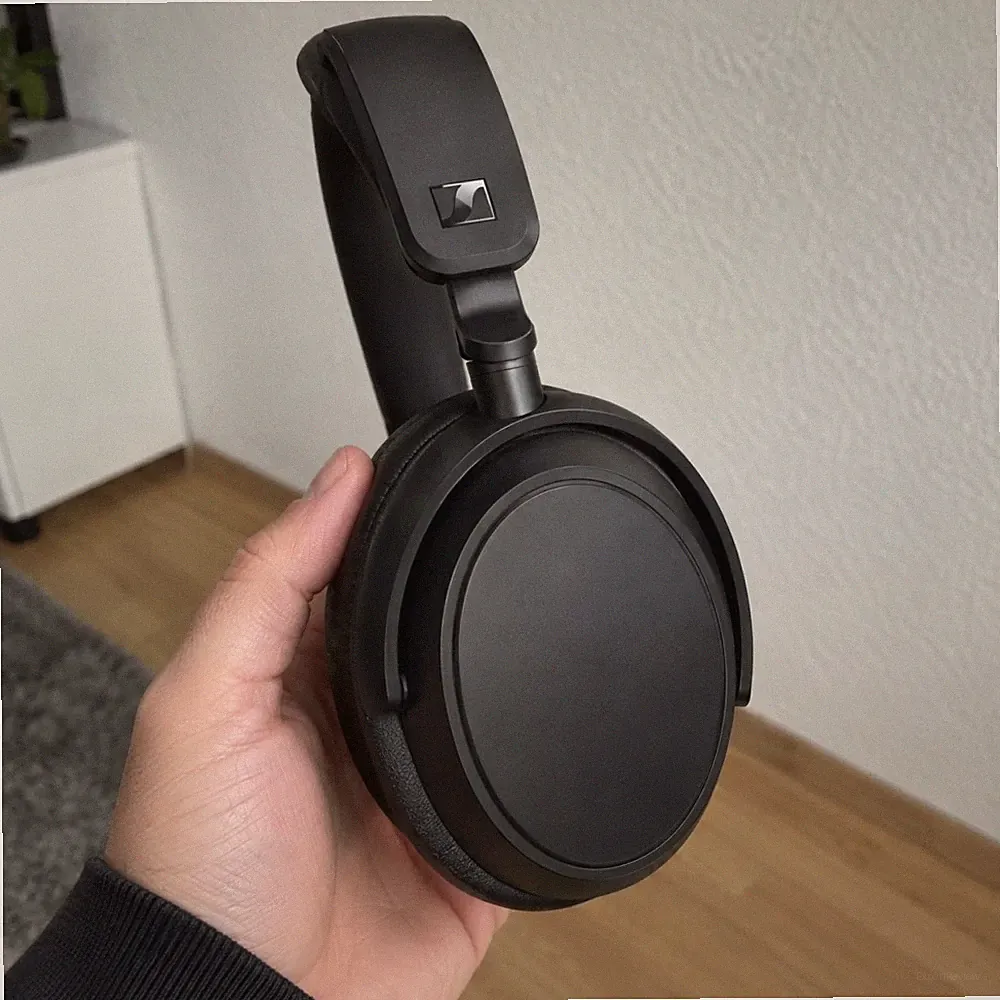 Sennheiser ACCENTUM Plus Wireless ANC Bluetooth Over-Ear Kopfhörer Schwarz