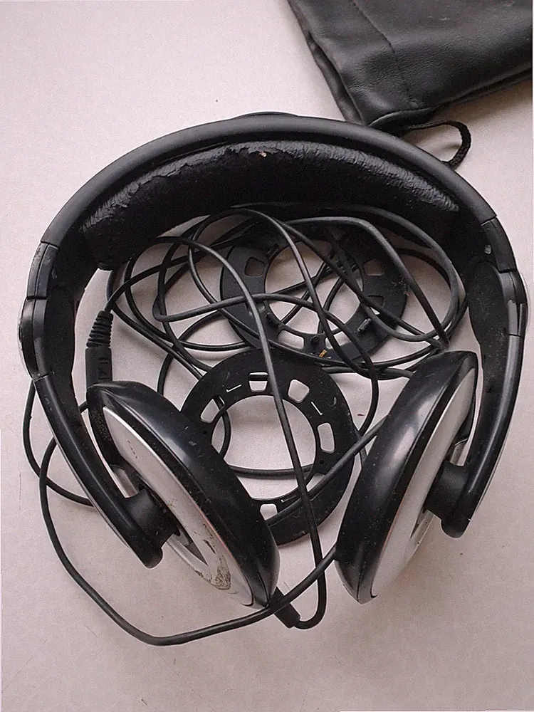 Sennheiser HD 205 Kopfhörer - DEFEKT für Bastler / Ersatzteile