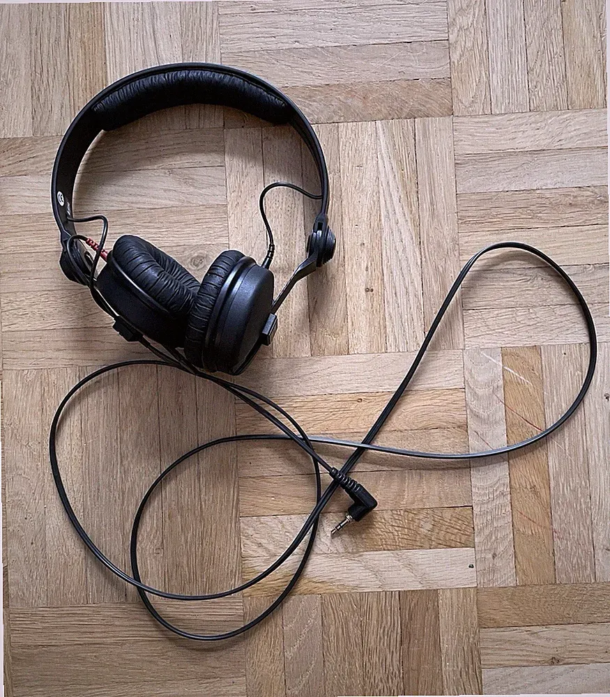 Sennheiser HD 25-1 II Ohraufliegende Kopfhörer Schwarz, Kabel, 3,5mm