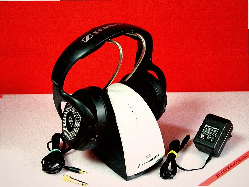 Sennheiser HDR /RS 130 - Stereo Wireless Kopfhörer mit Zubehör TOP Zustand .