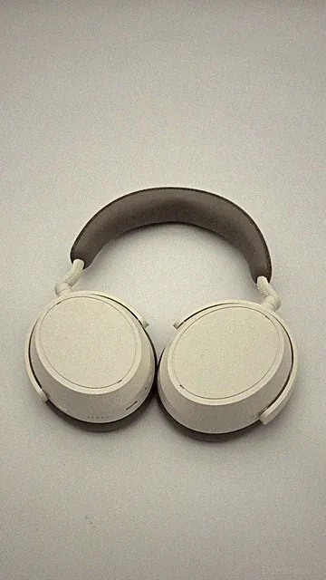 Sennheiser Momentum 4 Wireless Bluetooth Over-Ear Kopfhörer Beige – Gebraucht