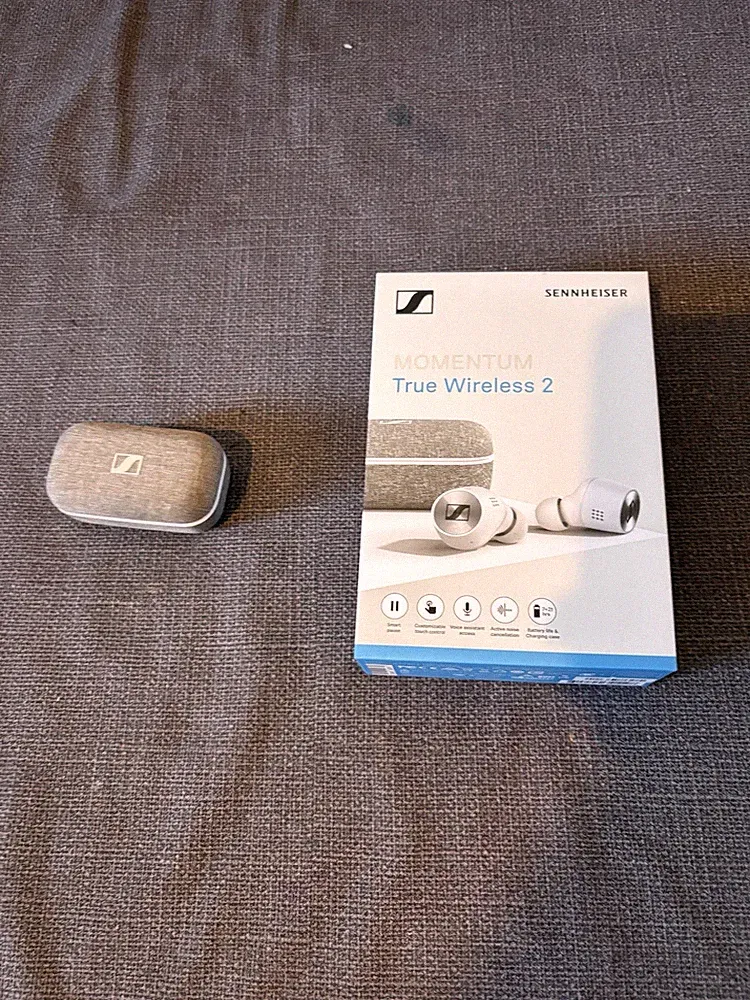 Sennheiser Momentum True Wireless 2 In-Ear-Kopfhörer, Graues Case
