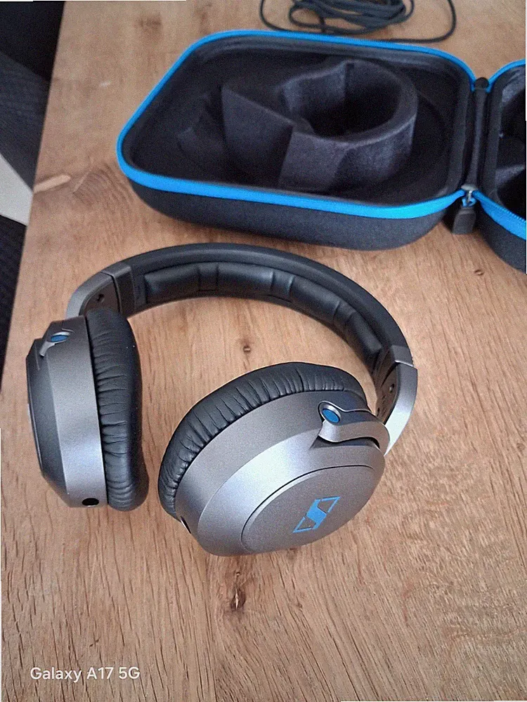 Sennheiser Studiokopfhörer HD6 Mix, wie NEU!!