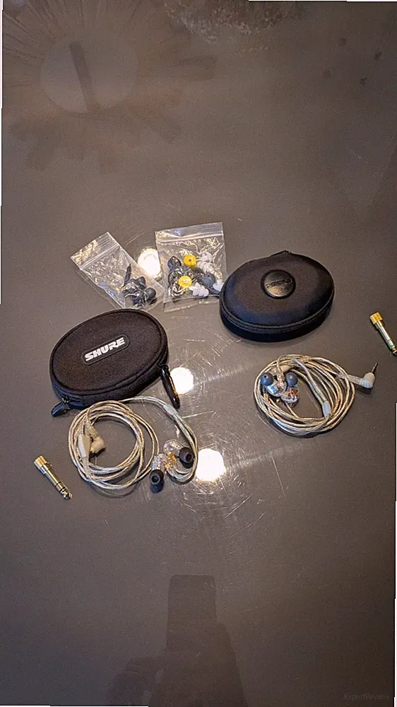 Shure In-Ear Monitoring Bundle SE535-CL und SE215-CL Kopfhörer