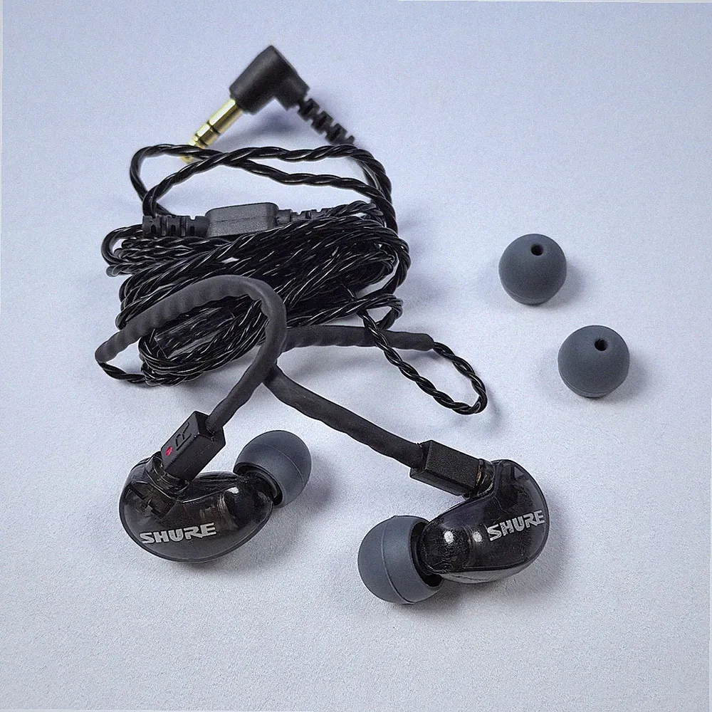 Shure SE215 Sound Isolating In-Ear Kopfhörer mit 3.5mm Klinkenstecker - Schwarz