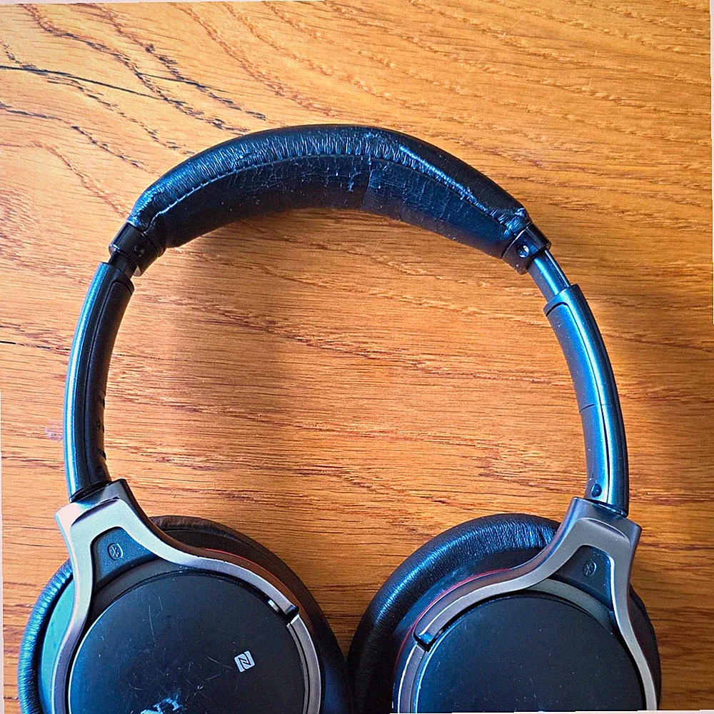 Sony MDR-100ABN Bluetooth Over-Ear Kopfhörer Schwarz mit NFC, 3,5mm