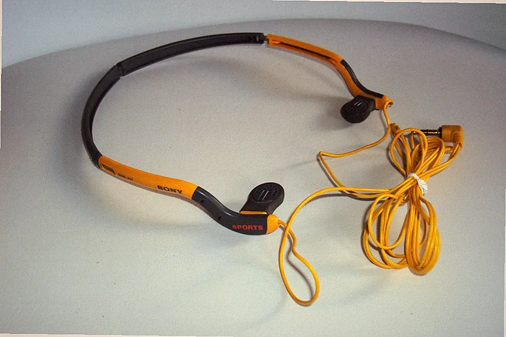 Sony MDR-A17 / Kopfhörer für Walkman Sports / Vintage Headphones / Retro