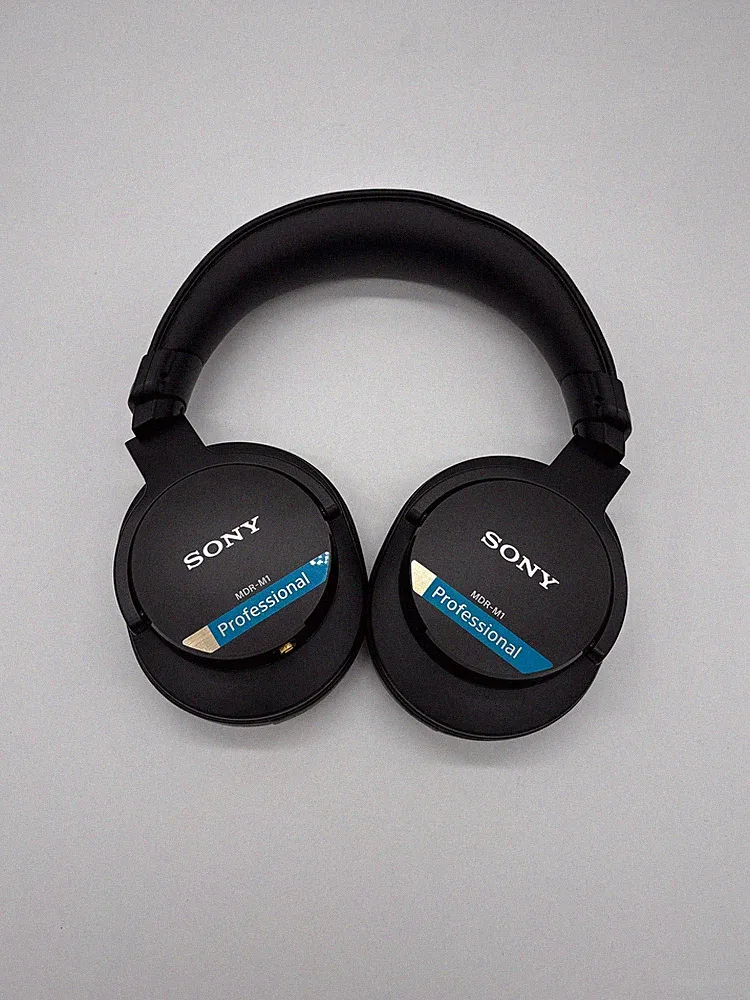 Sony MDR-M1 | Studio-Kopfhörer | Geschlossen | 5–80 kHz | Schwarz