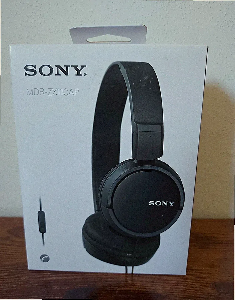Sony MDR-ZX110AP On-Ear Kopfhörer schwarz 3,5mm Kabel Mikro In-Line Remote