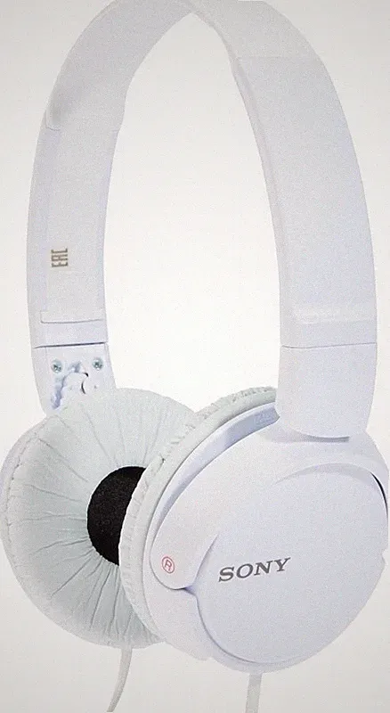 110 dB On-Ear