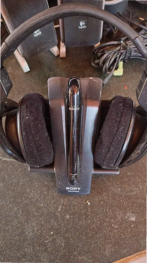 Sony TMR-RF860R Over-Ear RF/UHF Funkkopfhörer mit Sender RCA für TV