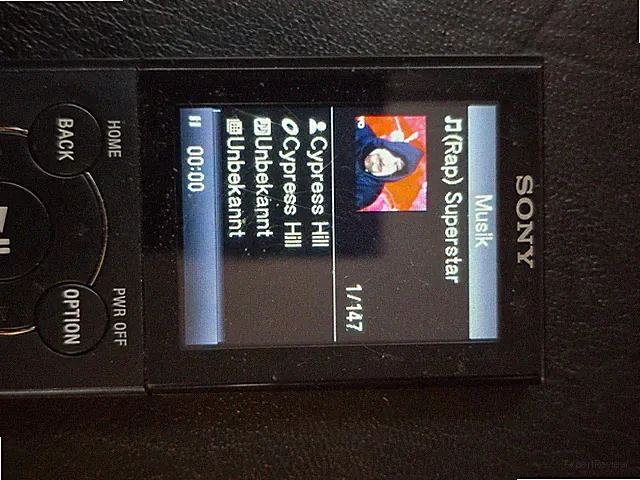 Sony Walkman NWZ-E444- 7 GB MP3 tragbar Media Player, Radio, Voice Aufnahme