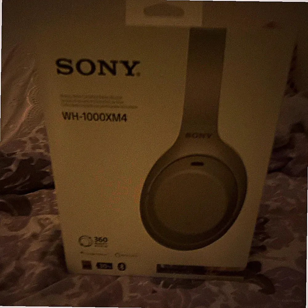 Sony WH-1000XM4 Over-Ear Bluetooth Kopfhörer mit Rauschunterdrückung Beige