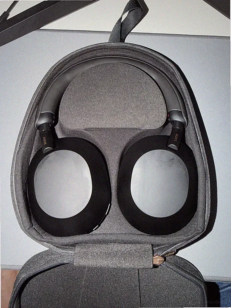 Sony WH-1000XM5 Schwarz Over-Ear Kopfhörer Bluetooth Kabellos mit ANC