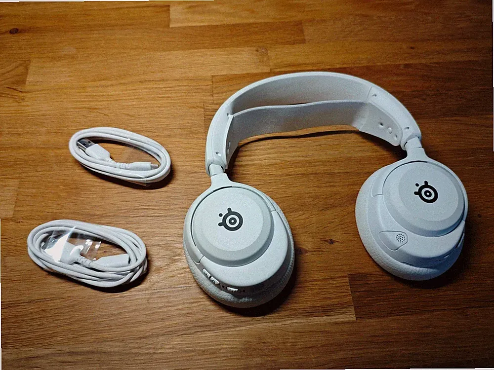 SteelSeries Arctis Nova 5X Gaming Headset (weiß) +++ GUT / OHNE DONGLE +++