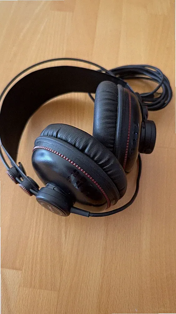 Superlux HD662 Studio-Kopfhörer 32 Ohm Farbe rot