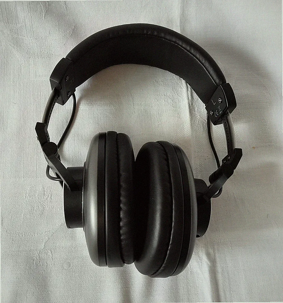 Teufel Massive Over-Ear Kopfhörer Schwarz, 3,5 mm, Stereo, verstellbar