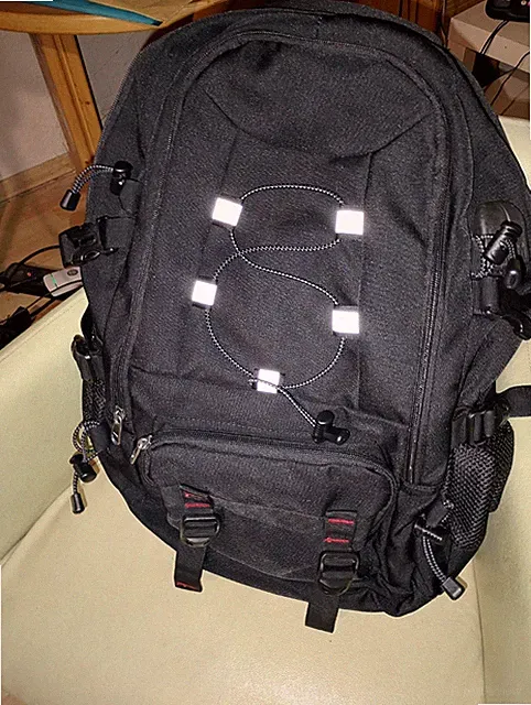 Trekking Rucksack 40L Wasserdicht Outdoor Wanderrucksack mit Kopfhöreranschluss