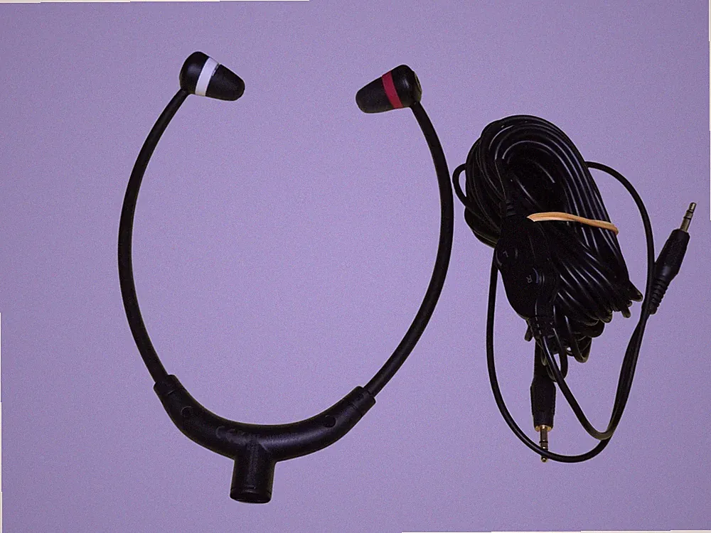 TV Headset In-Ear mit Kinnbügel, getrennte Lautstärkeregler Kabel 8 m Kopfhörer