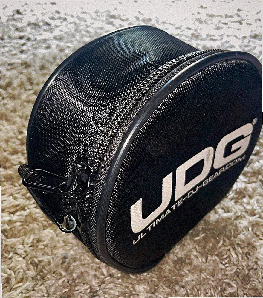 UDG Kopfhörer-Tasche/Case, Schwarz, mit Reißverschluss, DJ Gear