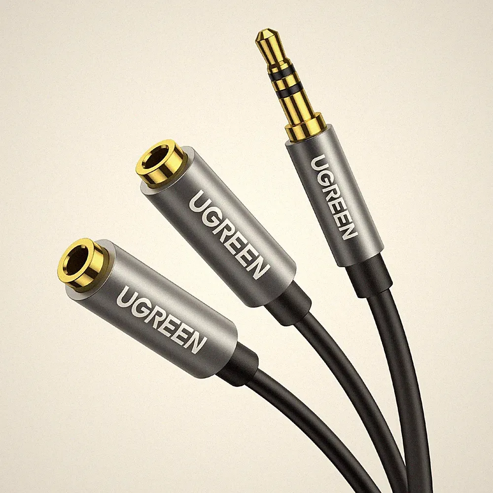UGREEN Audio Splitter 3,5mm Klinke Adapter für Zwei Kopfhörer Grau 20cm Kabel