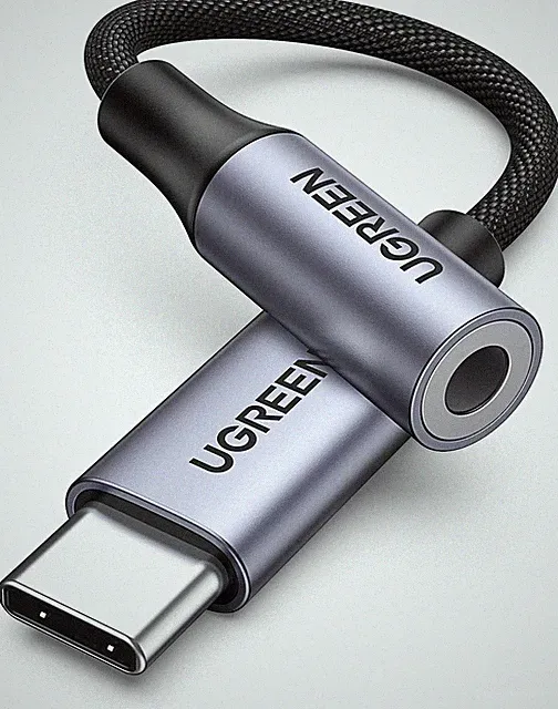 UGREEN USB C auf 3,5mm Klinke Adapter mit DAC für iPhone 17, Galaxy S25, iPad