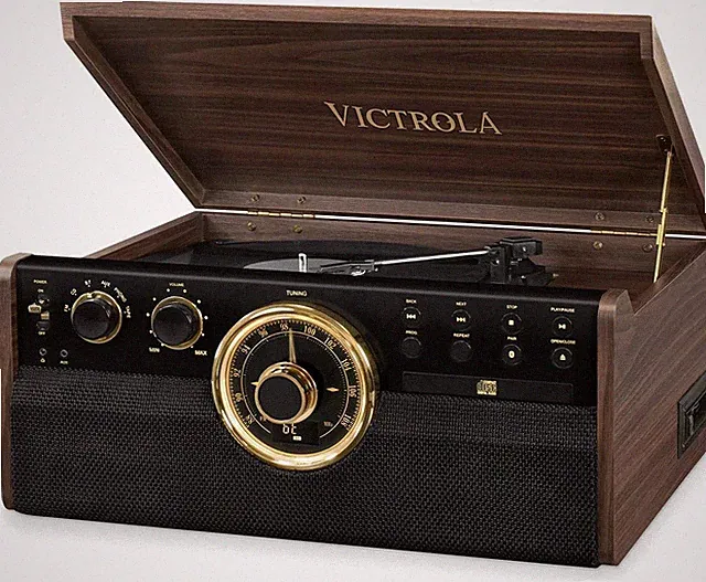 Victrola Empire 6-in-1 Bluetooth Plattenspieler Music Center in Braun aus Holz
